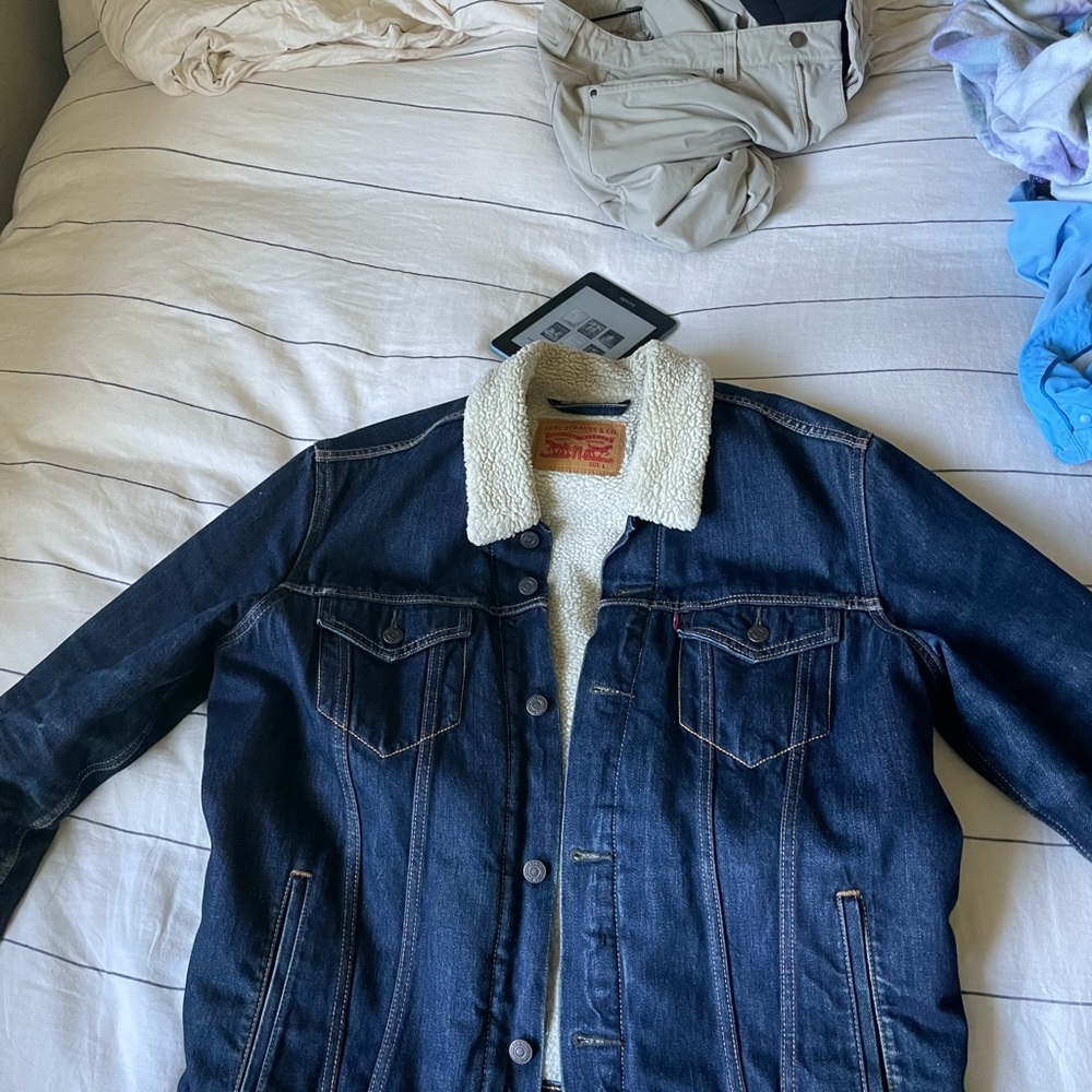 Levi’s denim jacket men’s large